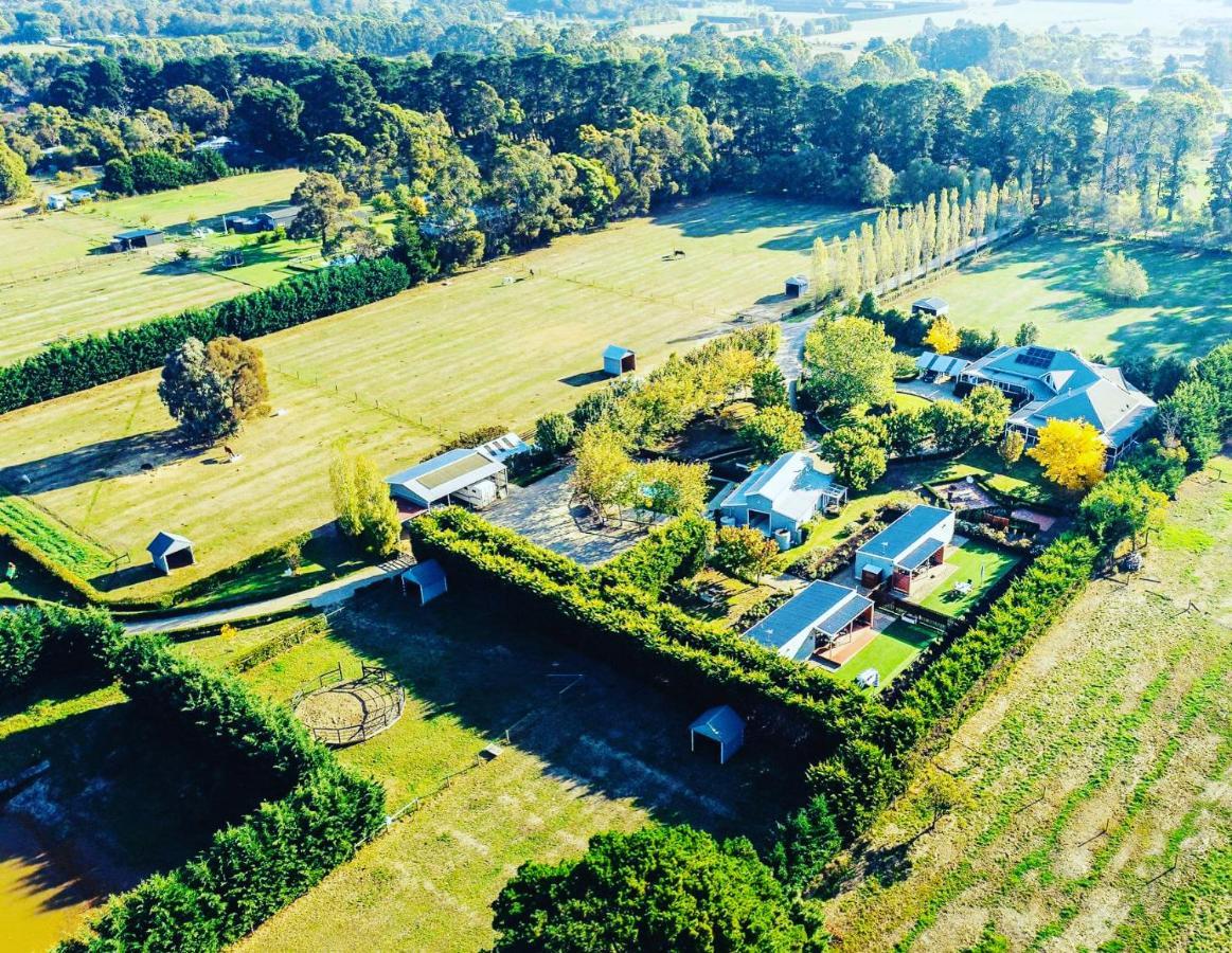 Farm Stay Maple Cottage At Wilindi Estate Tyabb Ngoại thất bức ảnh